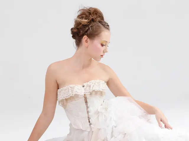 出張ヘアメイク☆モデル撮影.ショー、ブライダル、広告〜一般の方まで幅広く承ります