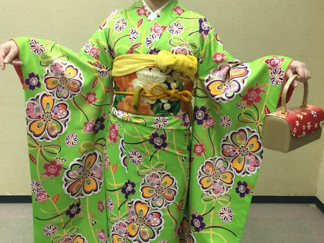 七五三、振袖、浴衣、喪服、留袖、訪問着、袴、白無垢着付け