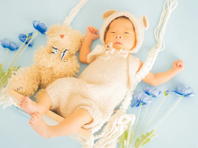 LIFEストーリーフォトグラファーによるナチュラルニューボーンフォト