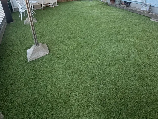 人工芝施工｜下地から丁寧施工・見た目も長持ちもこだわりサービスの画像