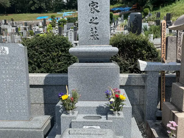 生花2束込みの金額。店長の私が必ず伺います◆丁寧に作業します！サービスの画像