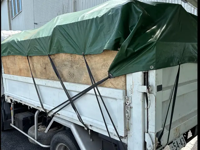 不用品回収の事ならお任せ下さい。2名で作業 女性スタッフ同行。キレイスッキリ！サービスの画像