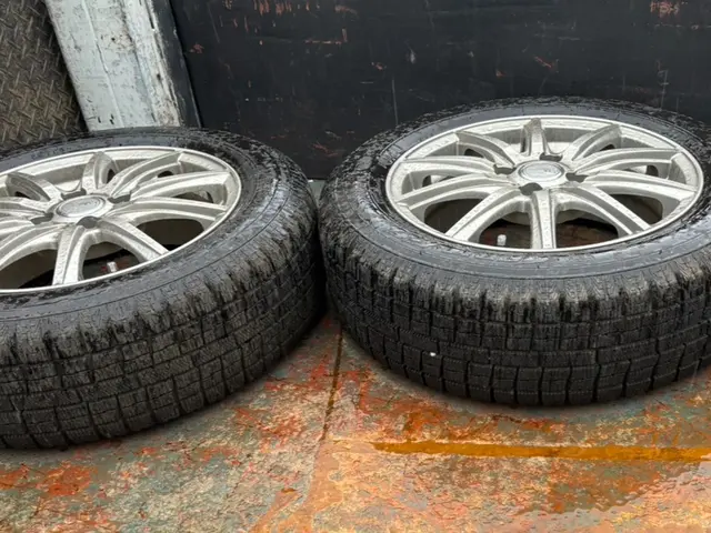 不用品回収の事ならお任せ下さい。2名で作業 女性スタッフ同行。キレイスッキリ！サービスの画像