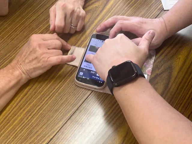 大手携帯キャリア出身！10年以上の経験で安心！スマホの悩みを笑顔で解決しますサービスの画像