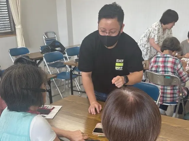 大手携帯キャリア出身！10年以上の経験で安心！スマホの悩みを笑顔で解決しますサービスの画像