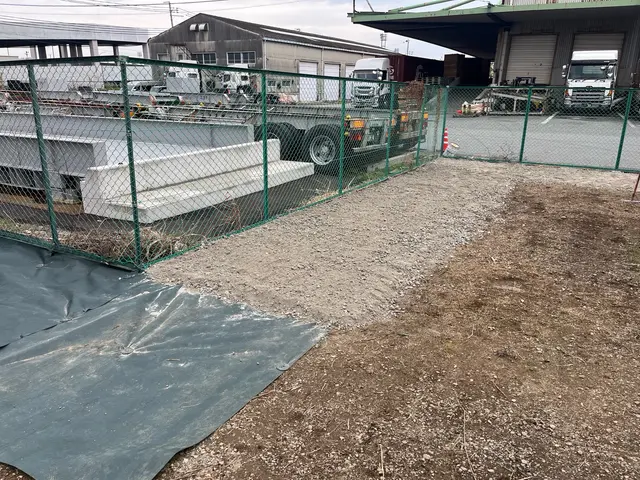 雑草対策バッチリ◎もう雑草で困らずに◎迅速な対応、丁寧な作業を心がけてます！サービスの画像