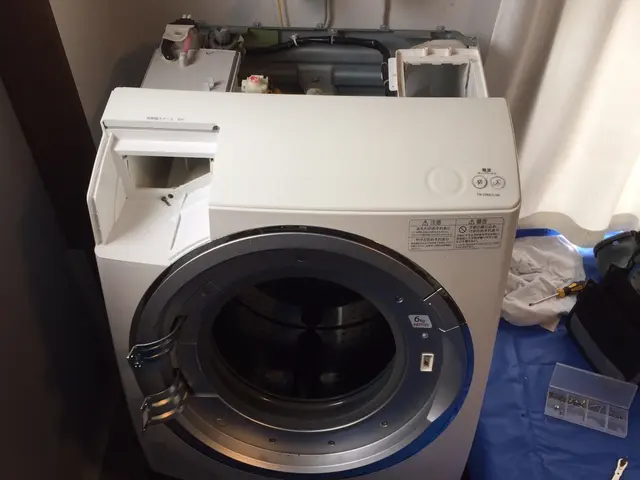 ☆カビをごっそり取ってピカピカにしましょう！☆糸くずで詰まった乾燥ダクトも！サービスの画像