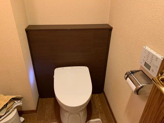 【処分込み】一般トイレ、タンクレスタイプの交換ならお任せ下さい！お問合せ下さいサービスの画像