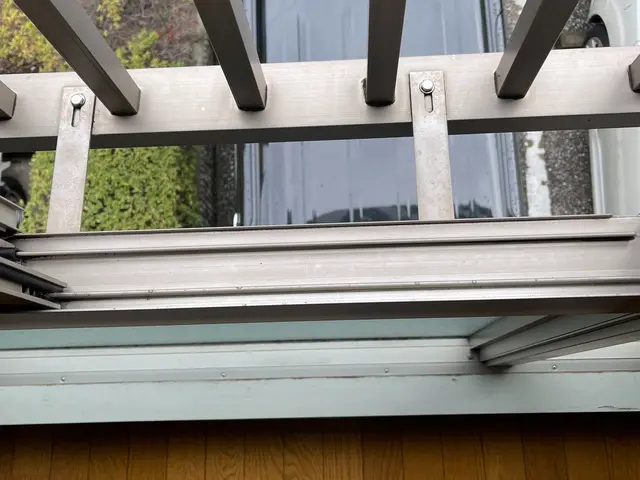 【年末の大掃除に！ベランダを徹底洗浄で快適空間】サービスの画像