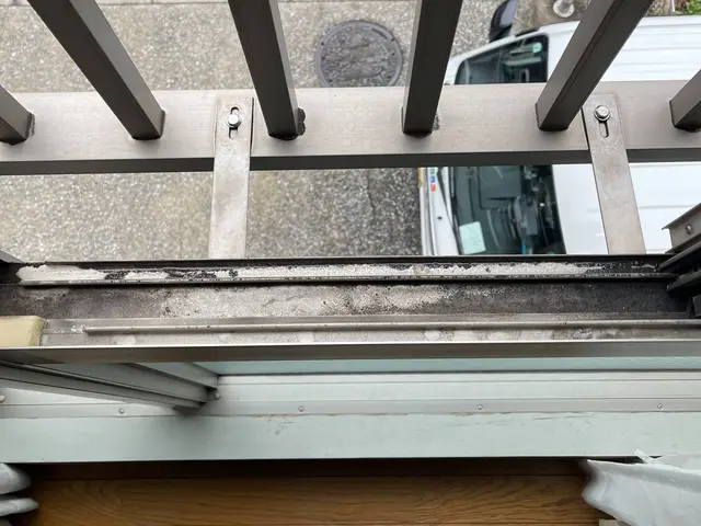 【年末の大掃除に！ベランダを徹底洗浄で快適空間】サービスの画像