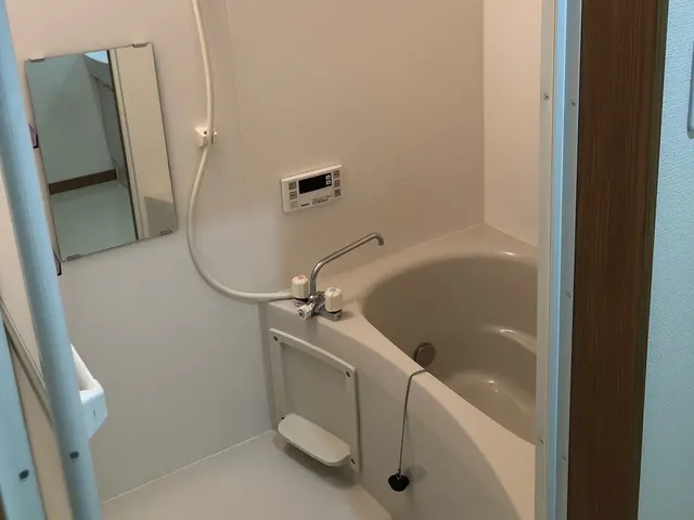 ＜地域密着で親切対応！＞経験豊富なスタッフが対応します。お風呂場清掃サービスの画像