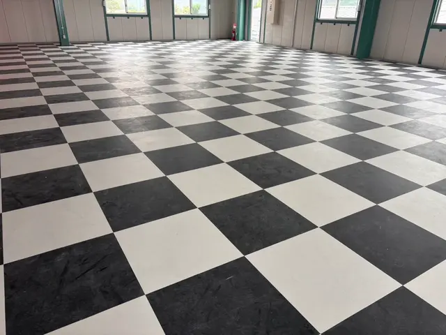 郡山市発・大型商業施設、オフィス、店舗等実績あり‼︎若いスタッフで対応致します!サービスの画像