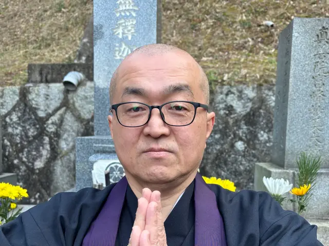 【僧侶による心を込めた丁寧なお手入れ 】女性スタッフ同行も可能サービスの画像