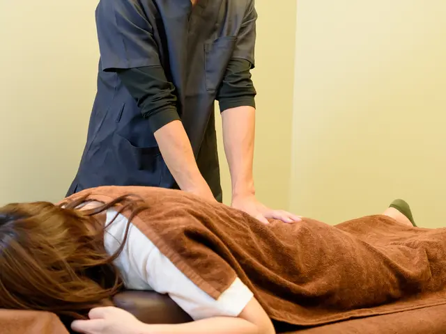 ＜国家資格所持者による本格的な整体をご自宅で！＞営業時間外のご相談も可能◎サービスの画像