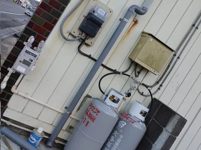 自社職人が施工！雨樋修理、掃除や詰まりならお任せ下さい！サービスの画像