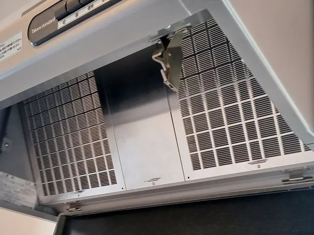 ☆お客様のお困り事解決☆油汚れをスッキリ洗浄！【ファンを外して内部まで洗浄】サービスの画像