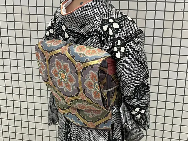 【◎ヘアメイク対応店】美容のプロが自宅で実現！12年の経験で安心・満足の着付け