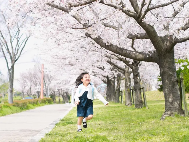 【福岡で家族写真】女性カメラマンがご希望の場所へお伺いいたします