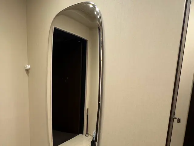 【関西】★金賞店舗★ 「壁掛けミラー」のみ対応可能！浴室・糊付け・超大型は不可。サービスの画像