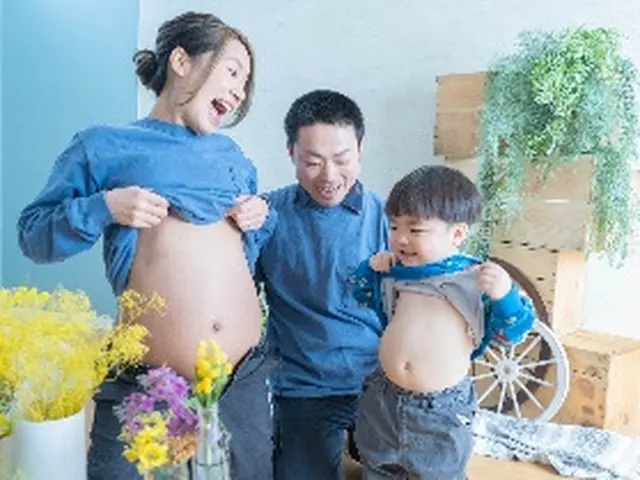 マタニティフォト/おうちフォトスタジオ＆ロケーションフォトサービスの画像