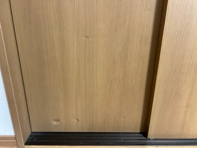 室内ドア(木部)リペア／補修サービスの画像