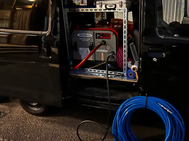 おかげさまでご予約殺到しております。サービスの画像