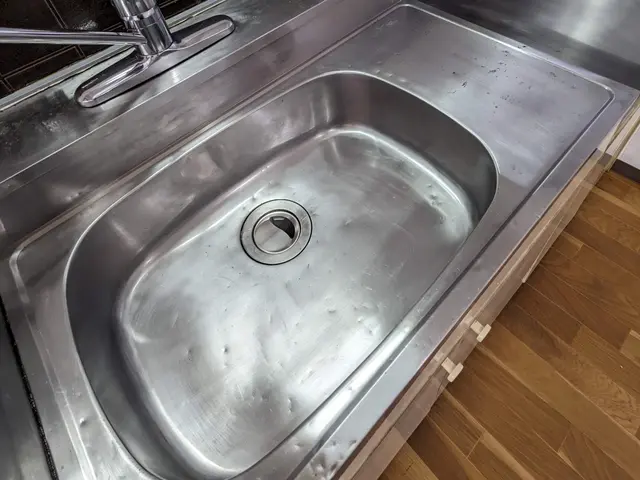 プロの技術で水回り5点セットを夫婦で丁寧に作業します。サービスの画像