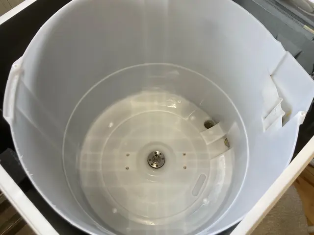 【女性スタッフ同行可】洋服のニオイ気になりませんか？洗濯槽のカビ汚れを徹底洗浄！サービスの画像