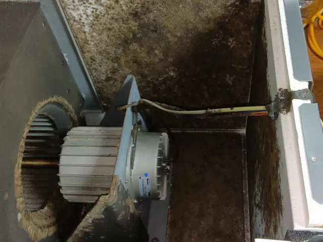 【設備点検のプロが行うクリーニング】対応地域外も相談可！駐車場代込み◎損保加入◎サービスの画像