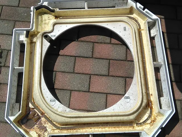 [最短11/24〜丁寧・安心] 天井埋込4方向もお任せ　女性スタッフ同行可能サービスの画像