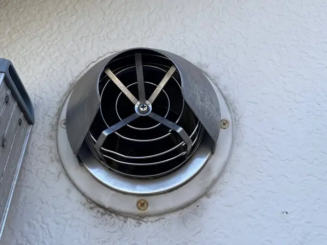 リンナイ乾太くん、電気式ダクト清掃（家庭用と業務用可）サービスの画像