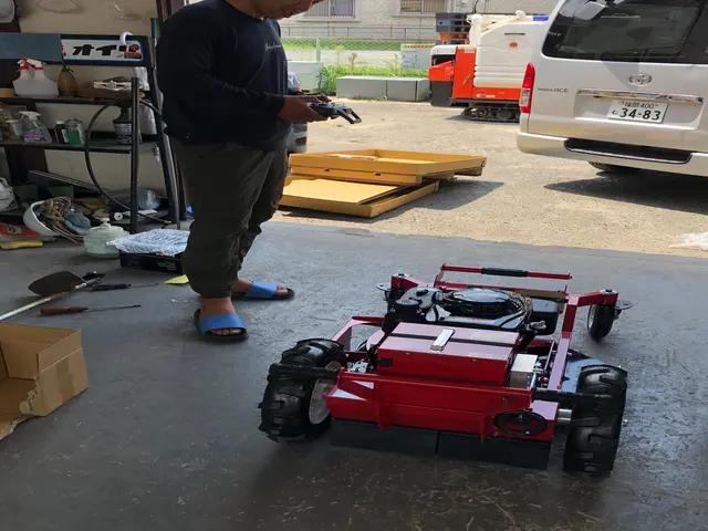 除草、伐採作業サービスの画像