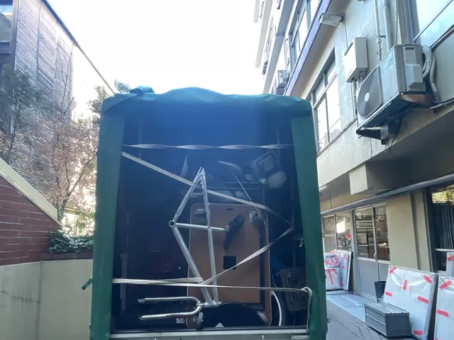 【ご不用品回収】10月受付中◎エアコン取り外し無料◎お引越し前の片付けお任せ下さサービスの画像