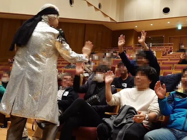 【歌ものまね歌謡ショー】全国出張！豪華衣装！記念式典・宴会・イベントに依頼殺到中