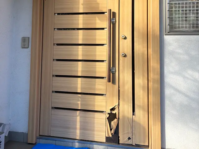 古くなった扉やキッチンが新品のように！サービスの画像