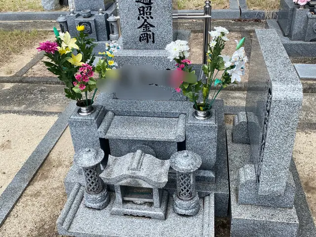お墓参り代行及び清掃サービスの画像