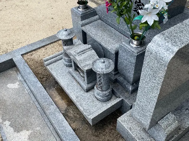 お墓参り代行及び清掃サービスの画像