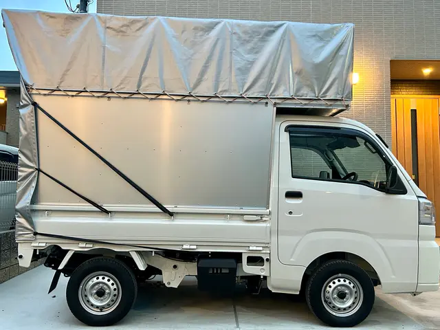 【新車・完全禁煙】《清潔感》★現場リーダー歴4年で安心★【不用品回収も対応◎】サービスの画像