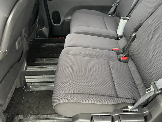 たばこの匂いやシートのシミなど幅広く対応いたします！サービスの画像