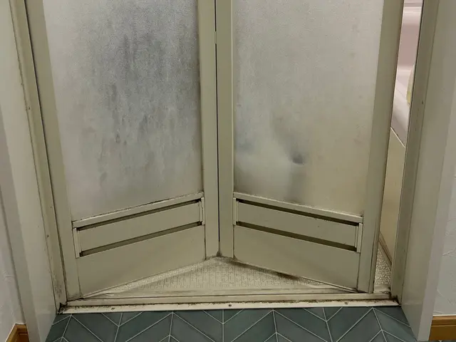 クリーニング歴１8年以上の『仲良し親子』のプロがお伺いいたしますサービスの画像