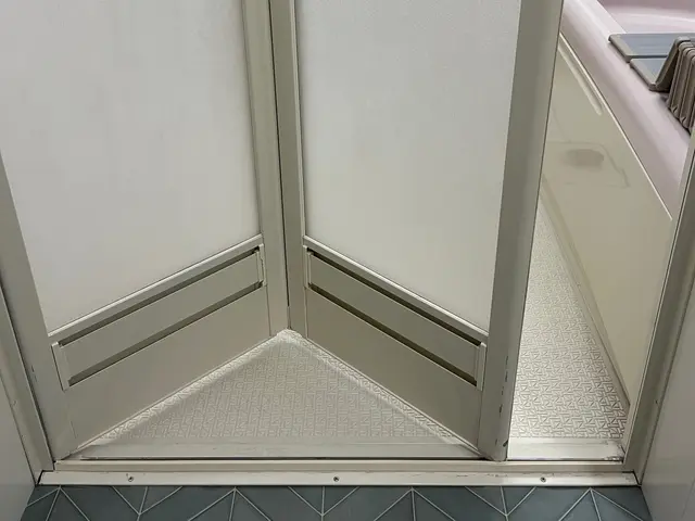 クリーニング歴１8年以上の『仲良し親子』のプロがお伺いいたしますサービスの画像