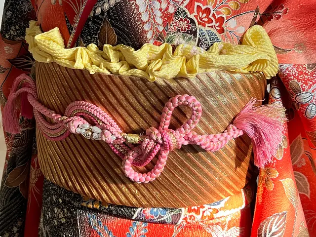 着崩れない快適な着付け、大切なハレの日にお着物を！簡単ヘアセット付き