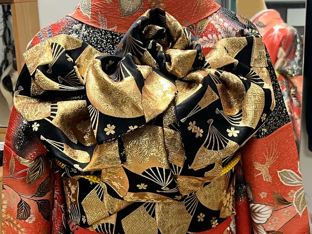 着崩れない快適な着付け、大切なハレの日にお着物を！簡単ヘアセット付き