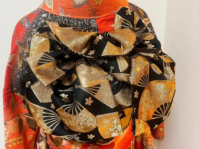 着崩れない快適な着付け、大切なハレの日にお着物を！簡単ヘアセット付き