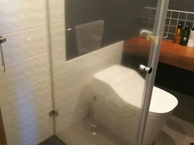 窓ガラスのウロコ水垢クリーニング　※セールスポイントとサービス内容を確認必須サービスの画像