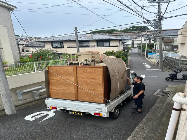 社会福祉士が心を込めてお手伝い。不要品回収で安心と笑顔を届けます。サービスの画像