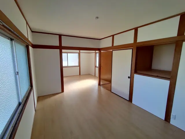 建築業界３０年以上　☆リフォームは得意です☆　安心　自社施工　損害保険加入サービスの画像