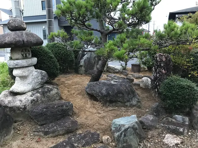 ★丁寧な作業、親身になって草取りします！立ち合い無しでも空き家でも作業を致しますサービスの画像