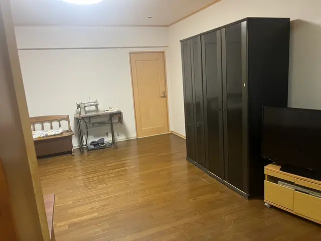 和室から洋室への床リフォームサービスの画像