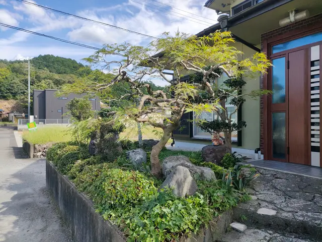 無料見積もり可！庭木の剪定は「お庭屋N-works」にお任せ下さい！サービスの画像